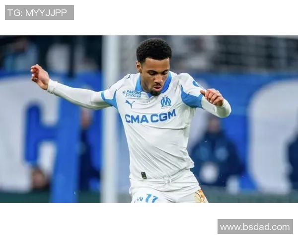 阿森纳大胜里昂6-2友谊赛精彩瞬间引发全场热议